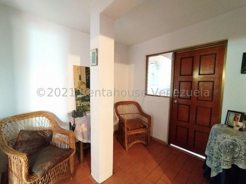 Imagen 11 de 14 de Vendo Penthouse Venta Cagua Estef 22-7068