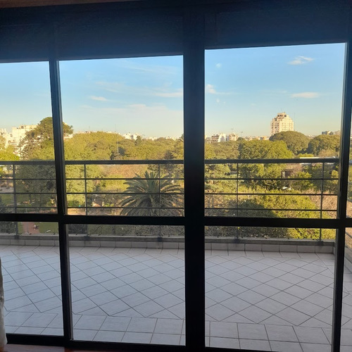 Piso Impecable Con Vista Al Parque