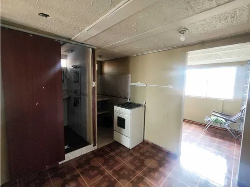 Quiroga: Casa De 3 Pisos + Terraza/ Opción Apartamento Independiente