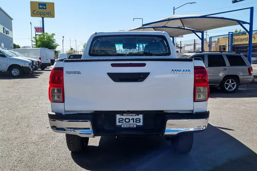 Toyota Hilux 2.8 Tdi Cabina Doble Mt