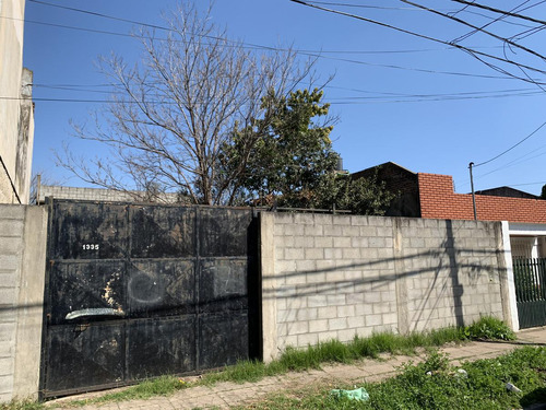 Venta Lote De 10 X 35 C/ Galpon - Moron