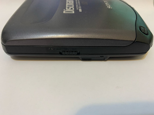 Discman Sony D-235 - Funcionando Perfeitamente Cinza-escuro (Usado)