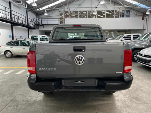 Imagen 6 de 25 de Volkswagen Amarok 2023 2.0 Cd Tdi 140cv Trendline Llantas16