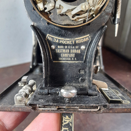 Imagem 8 de 9 de Câmera Fotografica Fole Antiga Grande Decoração Com Defeito
