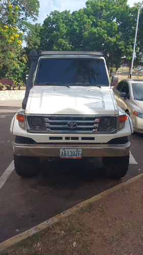 Imagen 4 de 6 de Toyota Machito 4.5 Land Cruiser 4.5
