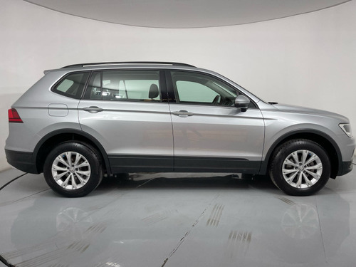 Volkswagen Tiguan TRENDLINE PLUS TSI DSG L4 150 HP