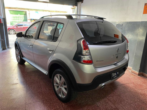 Renault Sandero Stepway 1.6 Dynamique 105cv 2011