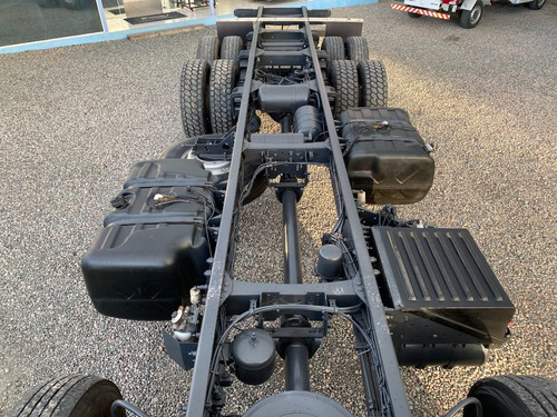 Imagem 5 de 15 de Volvo Vm 330, Bitruck 8x2, 2015. Chassis 9,40 Metros.