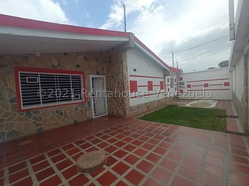 Imagen 1 de 14 de Casa En Venta En El Centro De Cagua Con Gran Potencial Comercial Mfc 22-13853