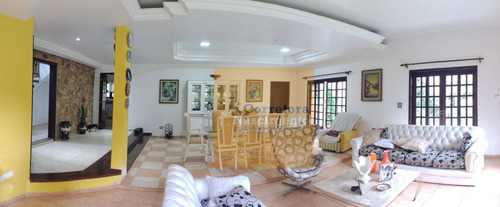 Chácara Com 3 Dormitórios, 1513 M² - Venda Por R$ 1.800.000,00 Ou Aluguel Por R$ 6.000,00/mês - Condomínio Lagoinha - Jacareí/sp - Ch0072
