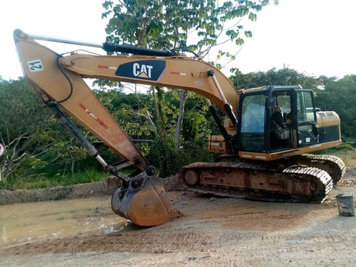 Cat 320d , Perfecto Estado.