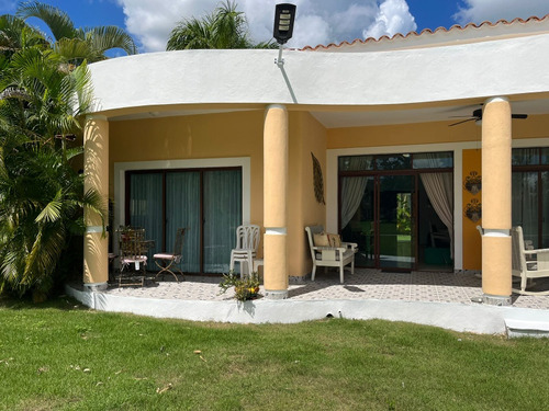 Villa De Tres Dormitorios En Cocotal En Alquiler Renta