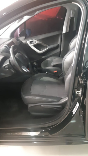 Peugeot 208 Feline