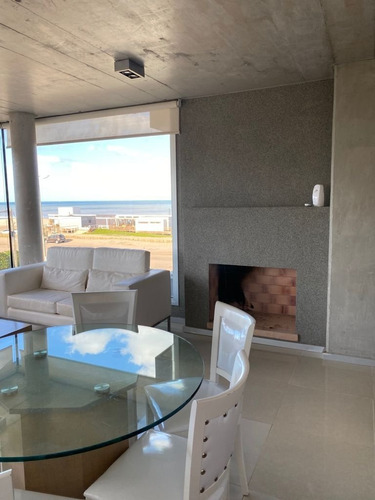Imagen 29 de 30 de Departamento De 2 Dormitorios Con Vista Al Mar