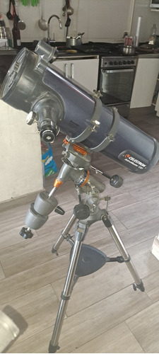 Telescopio Celestron Astromaster 130/600