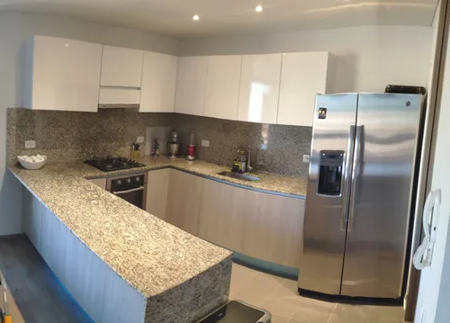 Apartamento En Venta En Puente Largo. Cod V12114