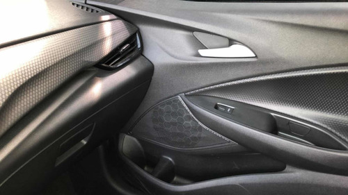 Chevrolet Onix 2020 1.0 5p