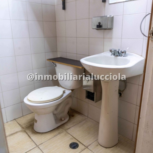Imagen 5 de 6 de Local En Centro Comercial De Maiquetia De 32 M2 Listo Para Ocupar Ref 068