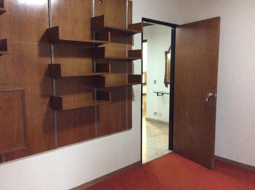 Imagen 19 de 30 de Casa De 5 Dormitorios Con Jardín Y Pileta