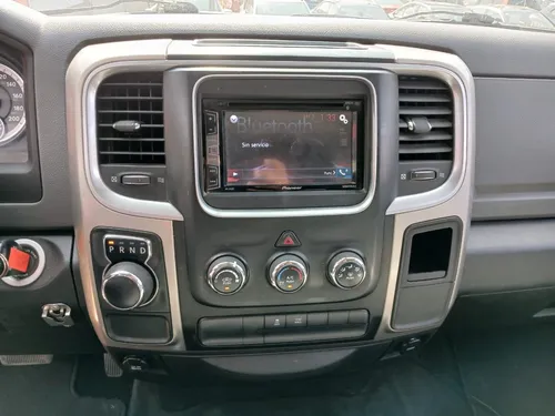 RAM Ram 1500 SLT 1500 Trabajo 3.6 V6 AT 4x2