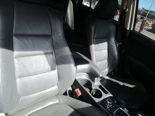 Mazda CX-5 TOURING 4X2 2000CC AT AA