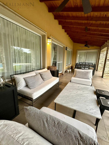 Venta Casa 6 Dormitorios En Estancias Del Pilar