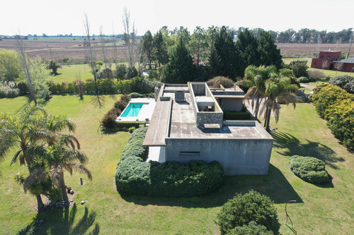 Casa En B° Privado Chacras De La Cruz