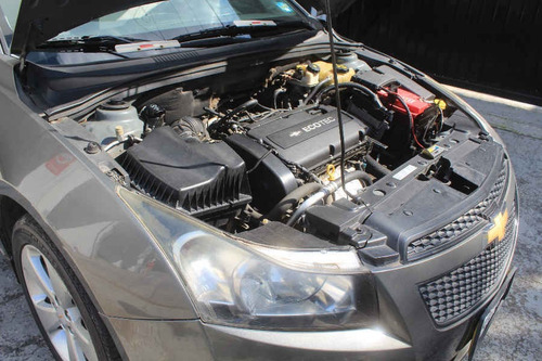 Imagen 14 de 14 de Chevrolet Cruze 2012 4p Ls Aut A/a Cd Mp3 R-16 A