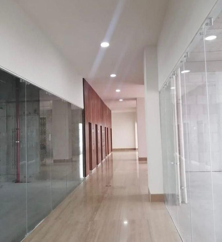 Oficina En Renta Torre Titanium Queretaro Cor231006-ae