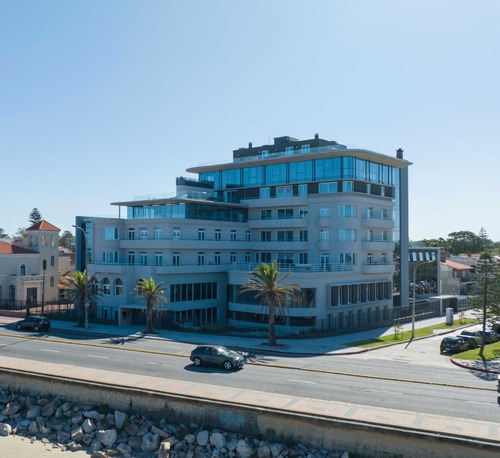 Alquiler Apartamento En Carrasco Frente A La Rambla 1 Dormitorio Increíbles Amenities