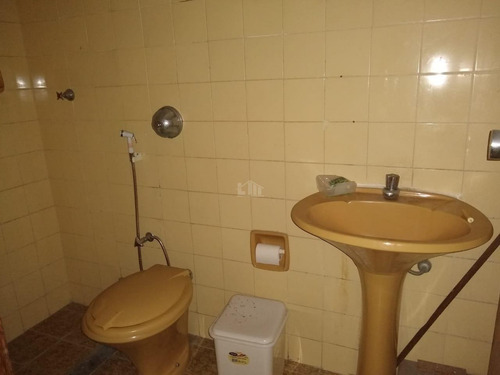 Sala, Qrts Para Para Aluguel, Com 40,00 M², No Praia Do Canto,vitória. - 513