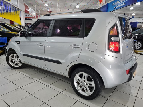 Imagem 17 de 20 de Kia Soul 1.6 Ex 16v 2011