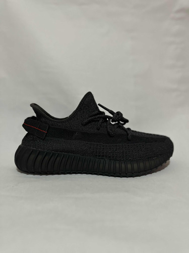 Yeezy 350 Black Reflective Talla 7.5 Mx