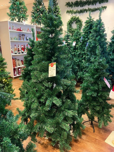 Árvore De Natal Áustria Verde 180cm 580 Galhos Magizi | Parcelamento sem  juros
