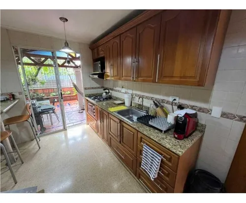 Se Vende Casa En Loma De Los Bernal Parte Baja