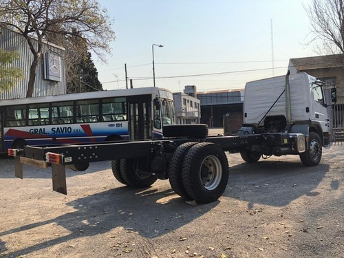 Imagen 6 de 16 de Atego 1729 S/36 Cd Te Automatizado