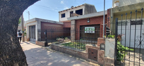 Casa En Venta En Barrio Colon , A Metros De Sabattini , Apto Crédito Hipotecario