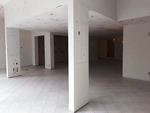 Imagem 8 de 30 de Maravilhosa Loja Comercial Com 420,00m2 Na Pituba Frente De Rua - Sfl607 - 69395381