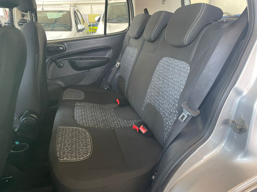 Fiat Uno 1.0 FIRE FLEX ATTRACTIVE MANUAL
