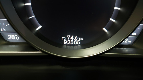 Imagem 8 de 15 de Volvo V40 Dynamic - 2015