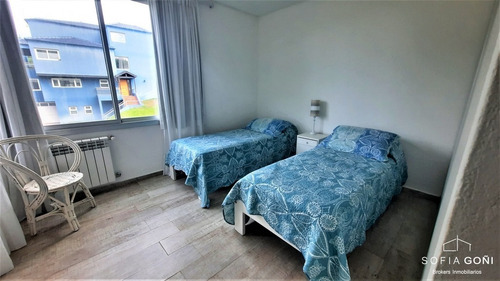 Imagen 9 de 20 de Venta Costa Esmeralda - Casa Con Deck De Madera Y Pileta