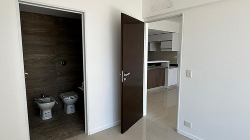Departamento 2 Amb - Venta - Av J. B. Alberdi Y Pumacahua - Flores