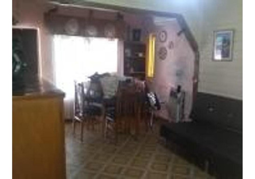 Imagen 3 de 14 de Casa Para 2 Familias Con Excelente Lote!