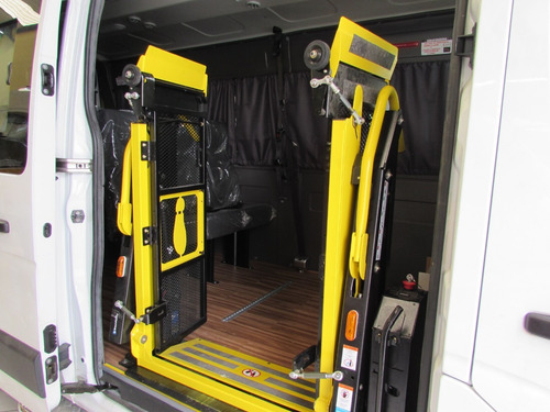 Imagem 6 de 14 de Renault Master Executiva Acessível L3h2