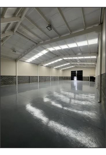 En Arriendo Bodega 589m2 9m2 Altura Centro Logístico Temuco