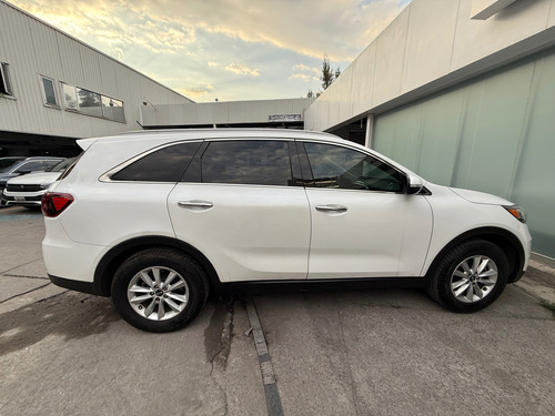 Kia Sorento 2.4 Lx At