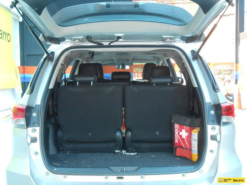 Imagen 8 de 25 de Toyota Fortuner 2018