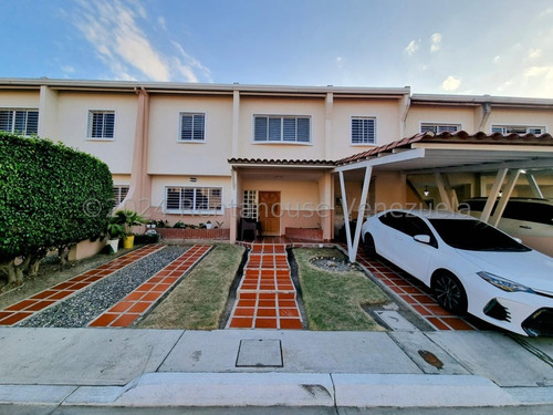 Monica Carrasquel Vende, Casa En Venta En Av. Intercomunal Cabudare, Lara Mc - Cod 2 4 1 8 6 5 7