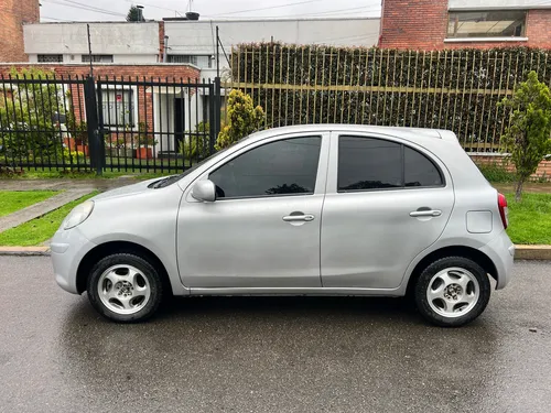 Nissan March 1.6 Advance