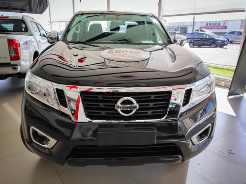 Imagem 3 de 14 de Nissan Frontier 2.3 Td Cd Xe 4x4 (aut)